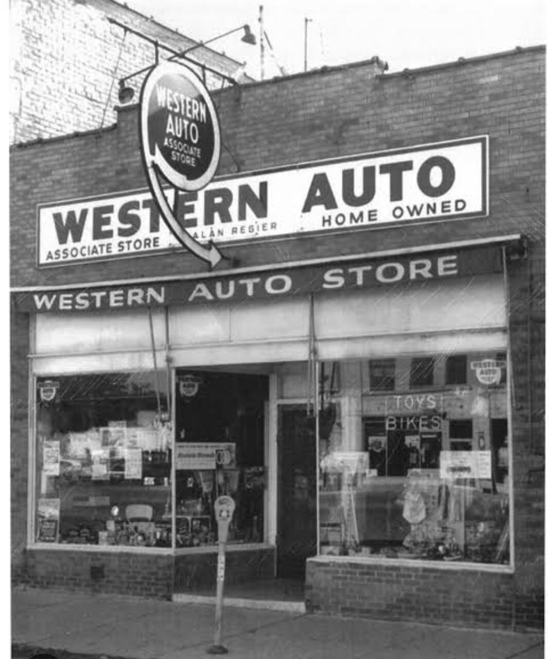 WESTERN AUTO ASSOCIATE STORE ALAN REGIER HOME OWNED TOYS BIKES