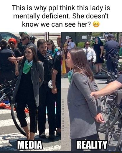 This is why ppl think this lady is mentally deficient She doesnt know we can see her y