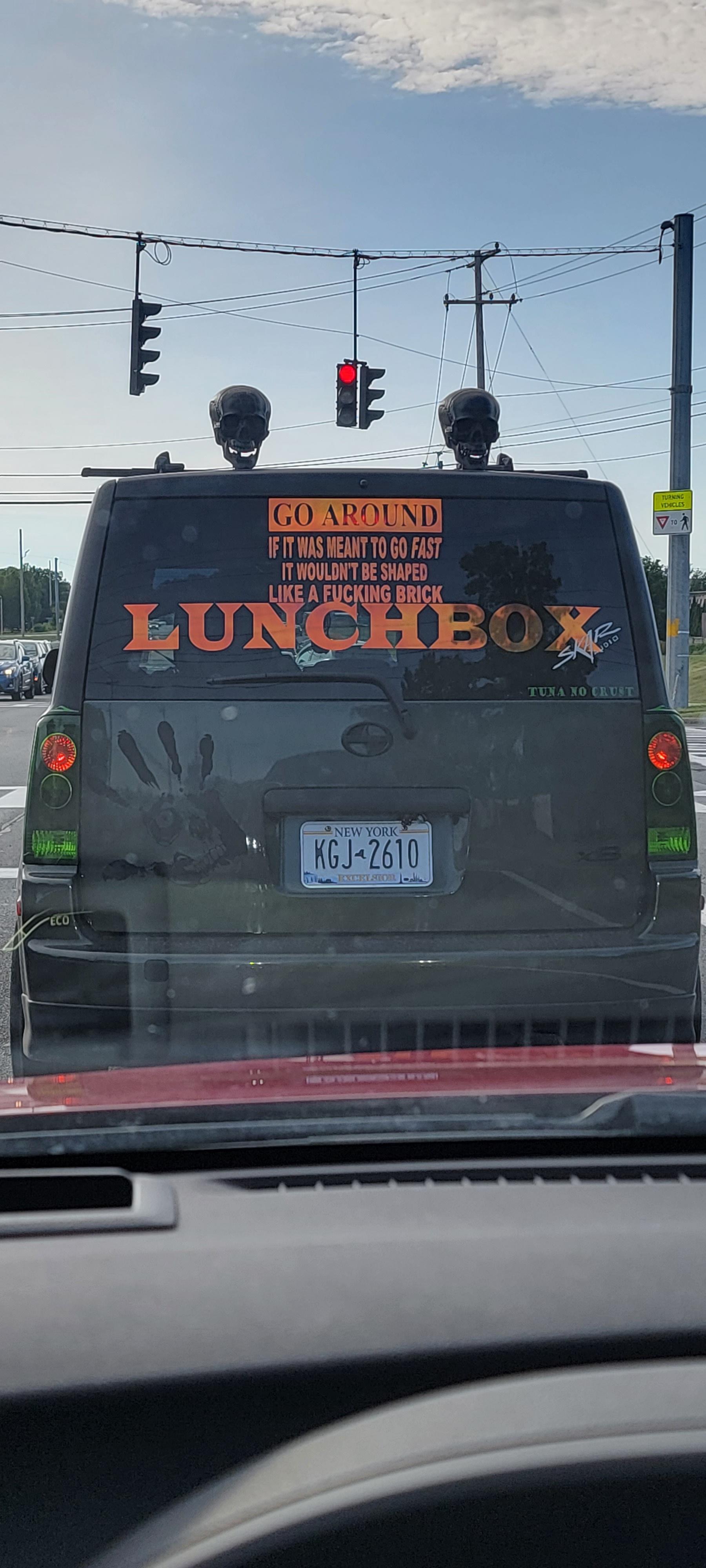 ES NEW YORK2 6J2610 WM e TERTTETA L 0 O R W 5 G v L o Sa e