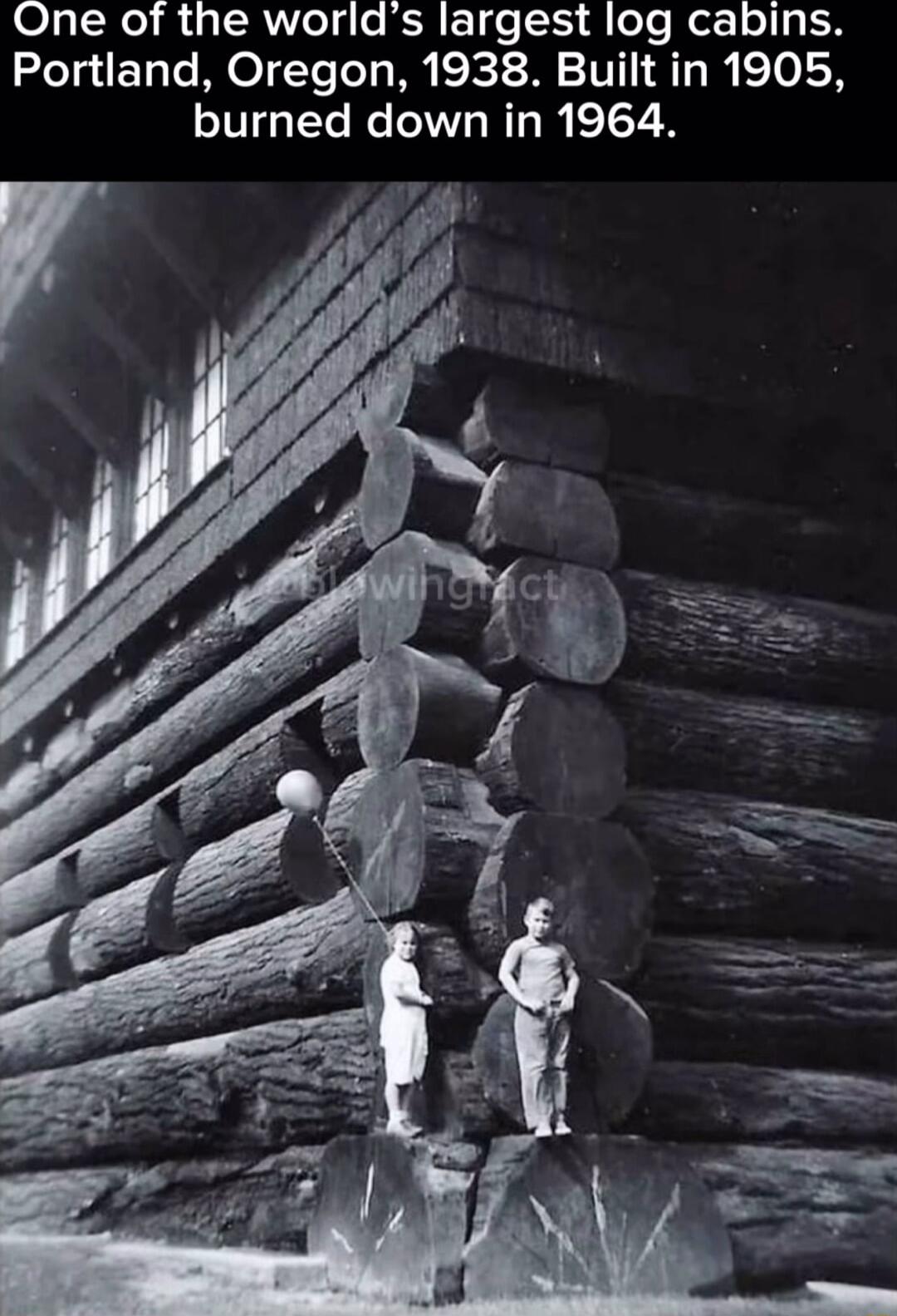 O 14 Ne i g TR e e SR T oe Woto1 o N Portland Oregon 1938 Built in 1905 burned down in 1964 y