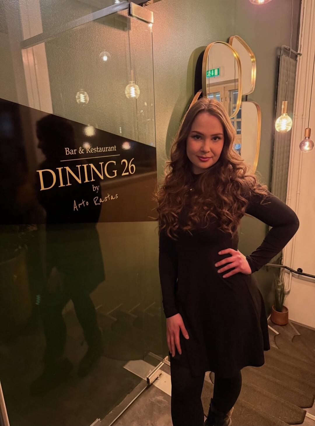 Bar & Restaurant DINING 26