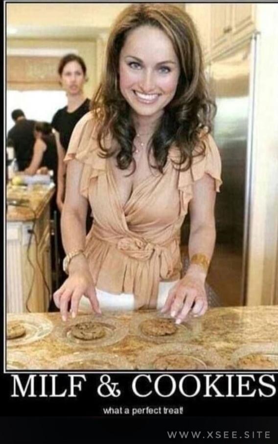 MILF & COOKIES what a perfect treat www.xsee.site
