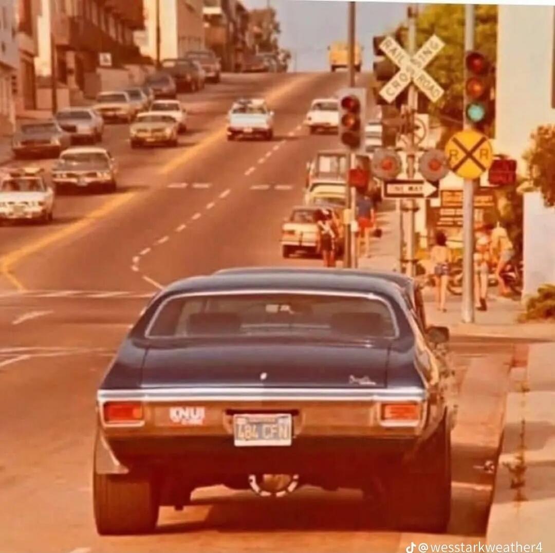 westarkweather4
XING (railroad crossing sign) and other street signs visible; watermark shows 'westarkweather4' on the image.