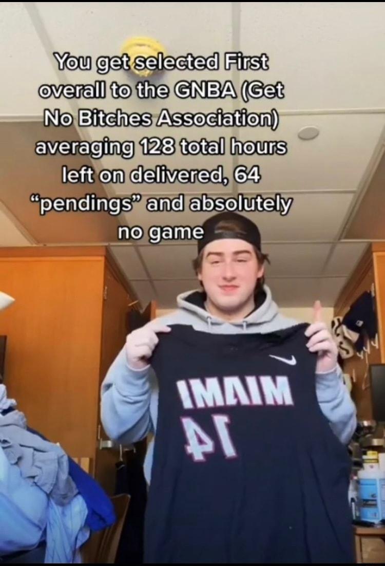 You g salecied Fist ovarl e ENEA SR Mo Eiehes Assodkiien GVEIEEfng X3 fetel oS Eien ceiverseh 33