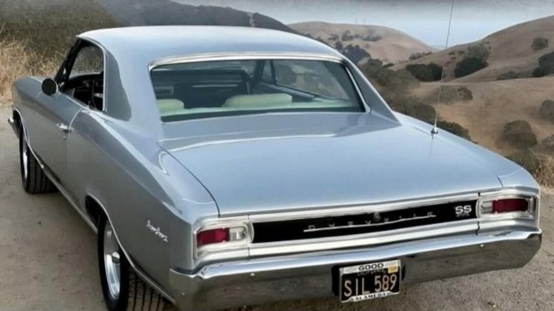 Chevrolet Chevelle SS. License plate: GOOD, SIL 589, ALAMEDA.