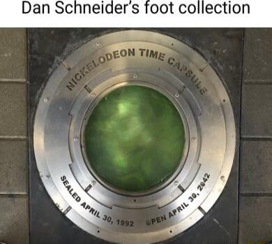 Dan Schneiders foot collection