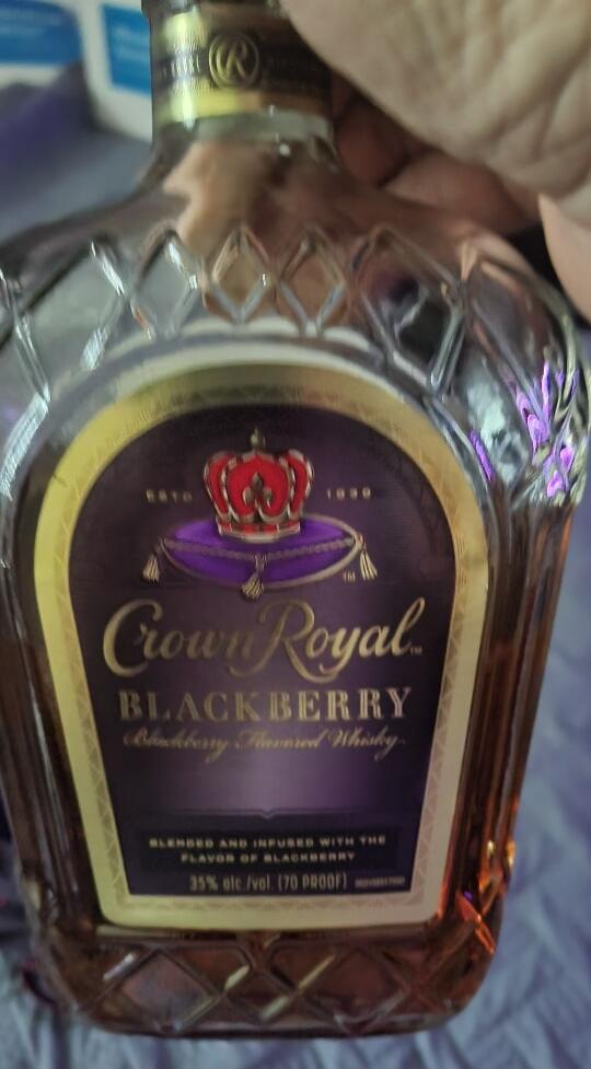 Crown Royal Blackberry Blackberry Flavored Whisky BLENDED AND INFUSED WITH THE FLAVOR OF BLACKBERRY 35% alc./vol. (70 PROOF)