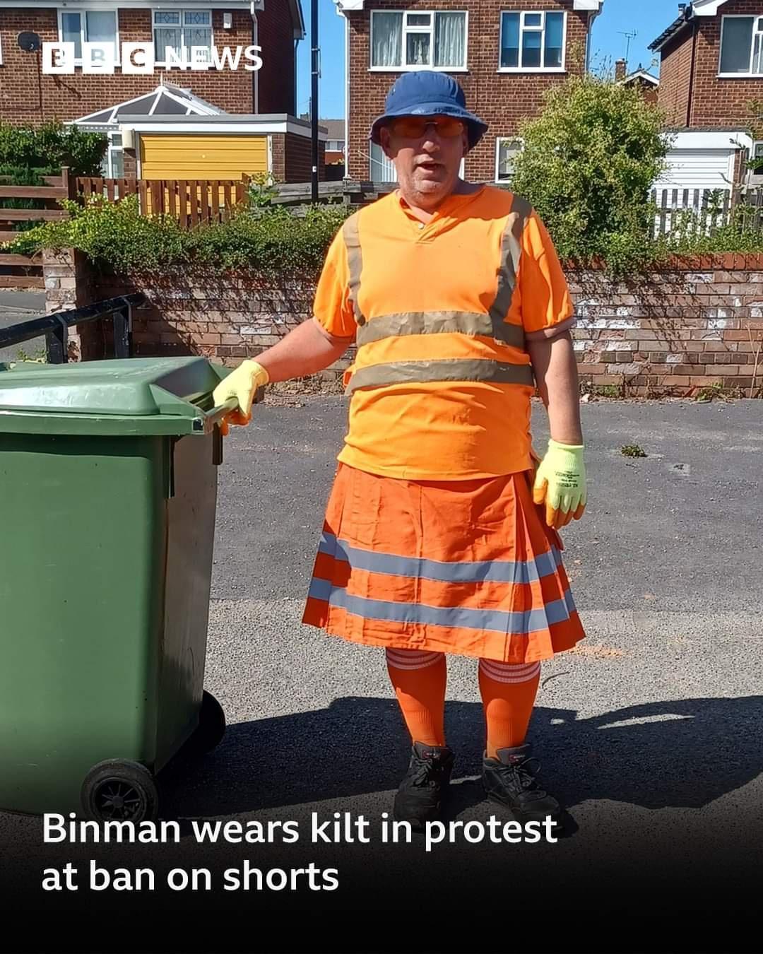 Binman wears kilt in protest EWLEGRCT R I