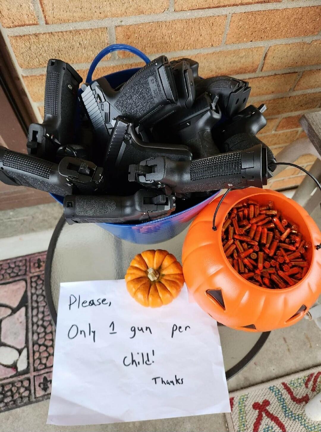 Please, Only 1 gun per child! Thanks