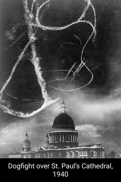 umnw Dogfight over St Pauls Cathedral ez