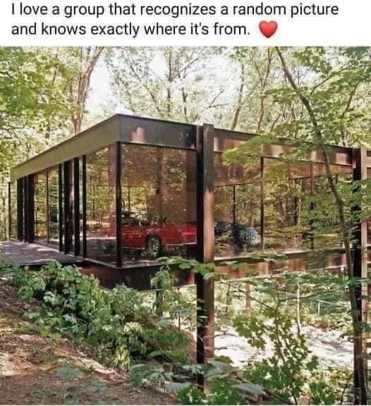 love a group that recognizes a random picture and knows exactly where its from