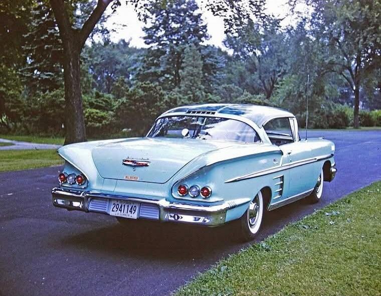 Chevrolet badge on trunk; license plate 2941149.