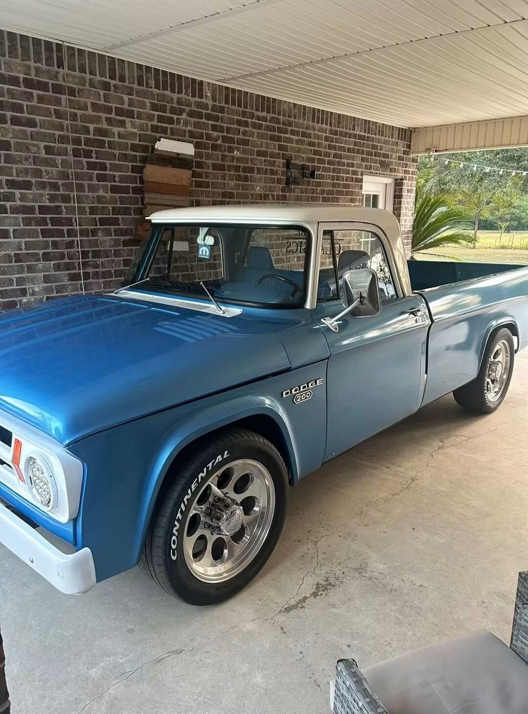 DODGE 200, CONTINENTAL, Mopar logo, 2312
