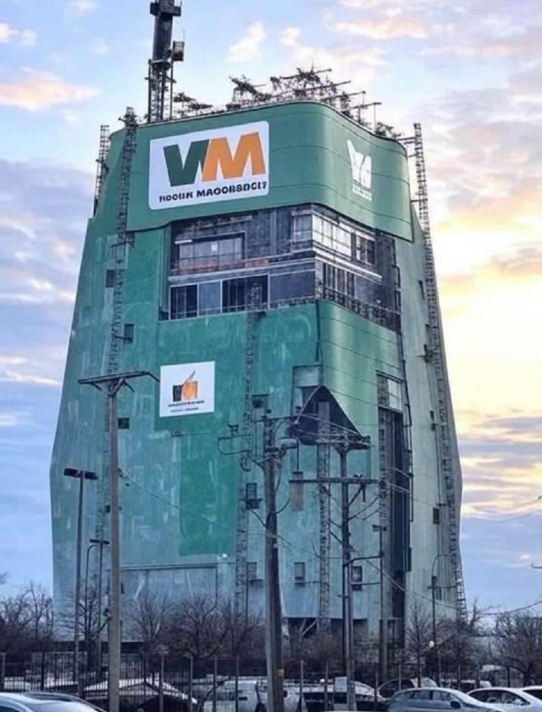 VM HOOUR MAOORSDCI?