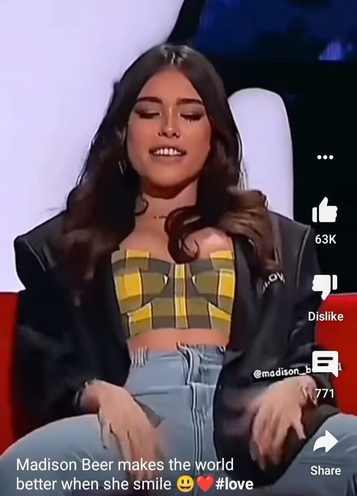 Madison Beer makes the world better when she smile 😊 ❤️ #love