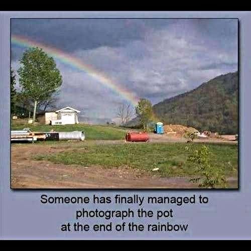 Someone has finally managed to photograph the pot at the end of the rainbow