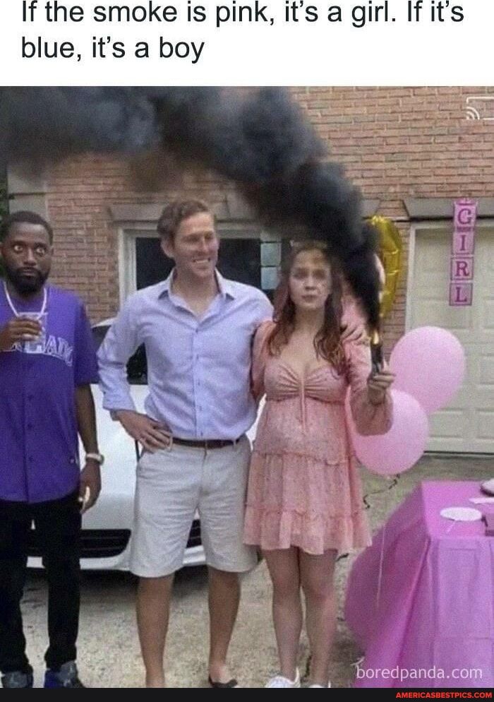 It the smoke Is pink its a girl T its blue its a boy