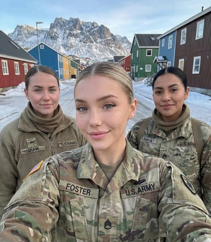 SHAW U.S. ARMY FOSTER U.S. ARMY RAYA U.S. ARMY (Staff Sergeant insignia)