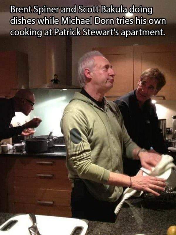 Brent SpinerandiScottiBakulaidoing ISRVt R NP i ES S cooking at Patrick Stewarts apartment