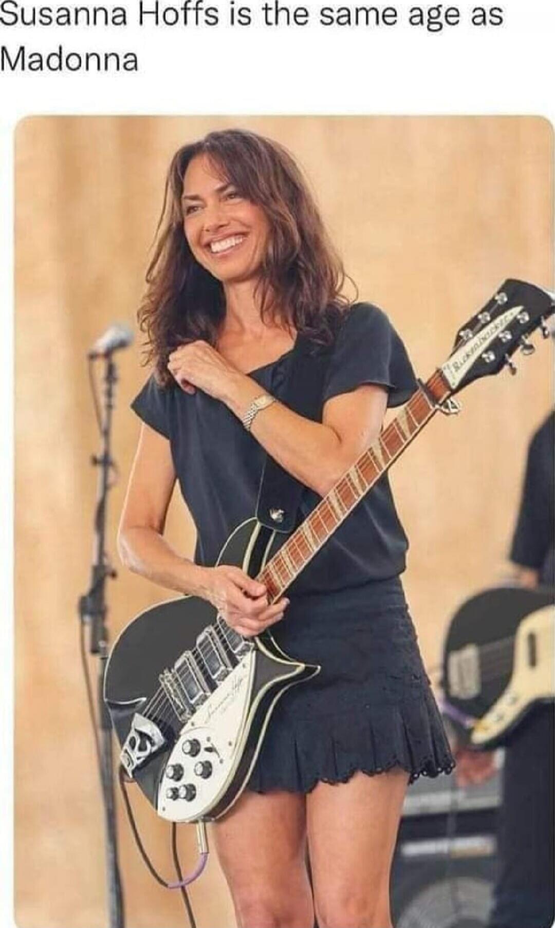 Susanna Hoffs is the same age as Madonna