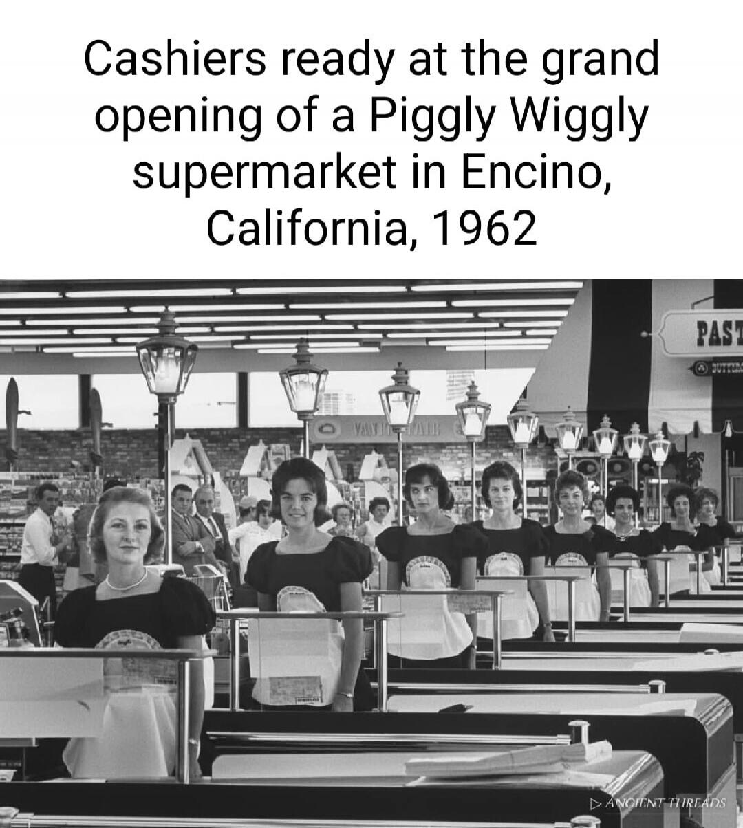 Cashiers ready at the grand opening of a Piggly Wiggly supermarket in Encino, California, 1962