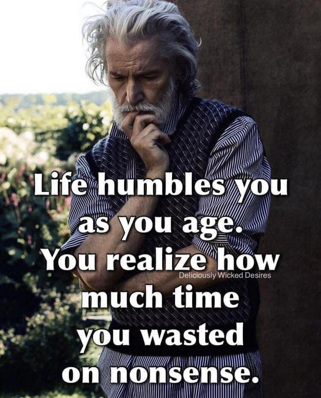 ayou ag A Youreali much time o ey VL TRVETS L Wy g o L on no 3 e i