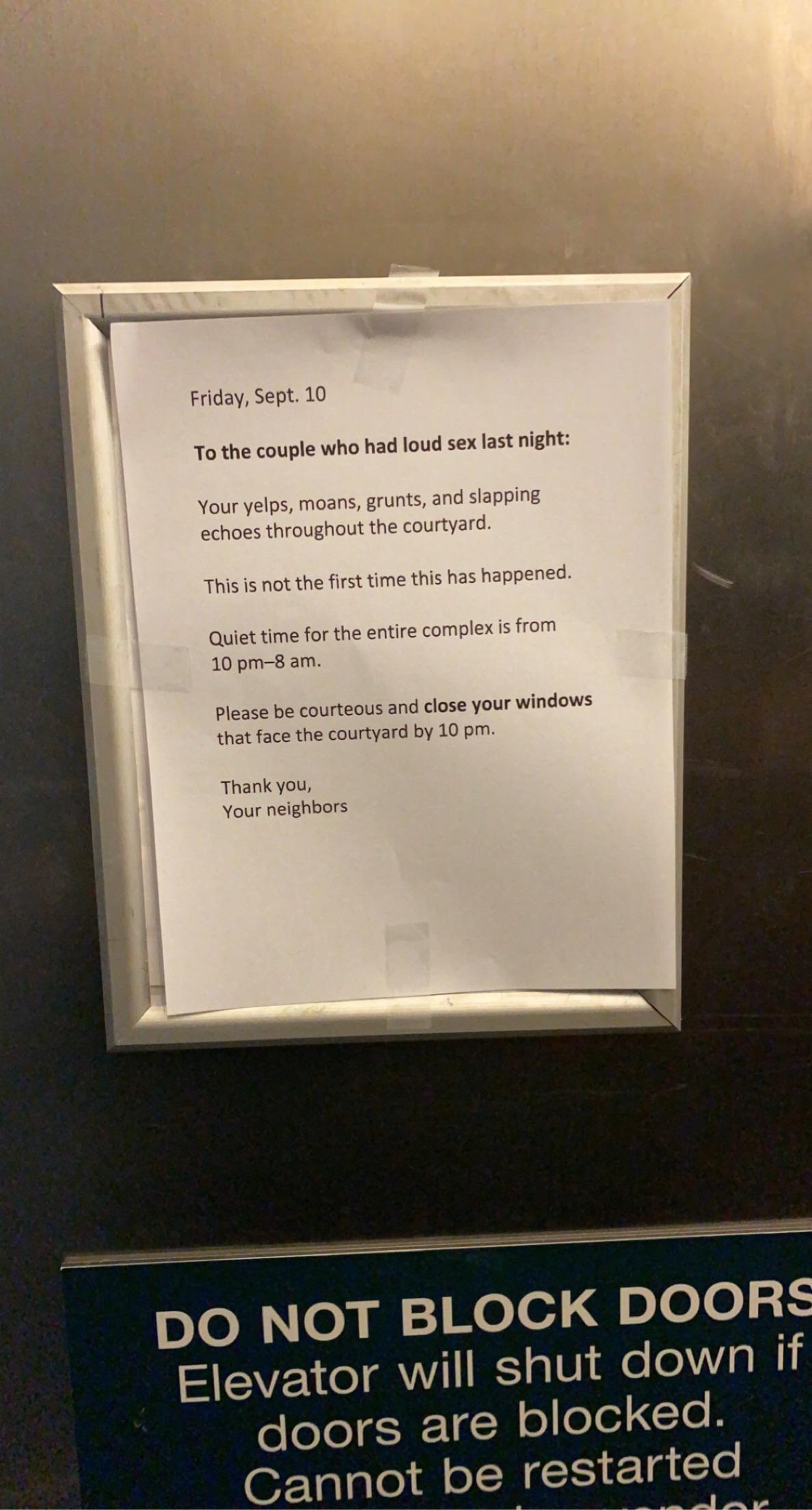 DO NOT BLOCK DOORSE Elevator will shut down if olelelR 1E o e1e1 CleN Cannot be restarted