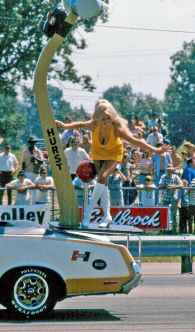 HURST
OLDS
Holley Brock