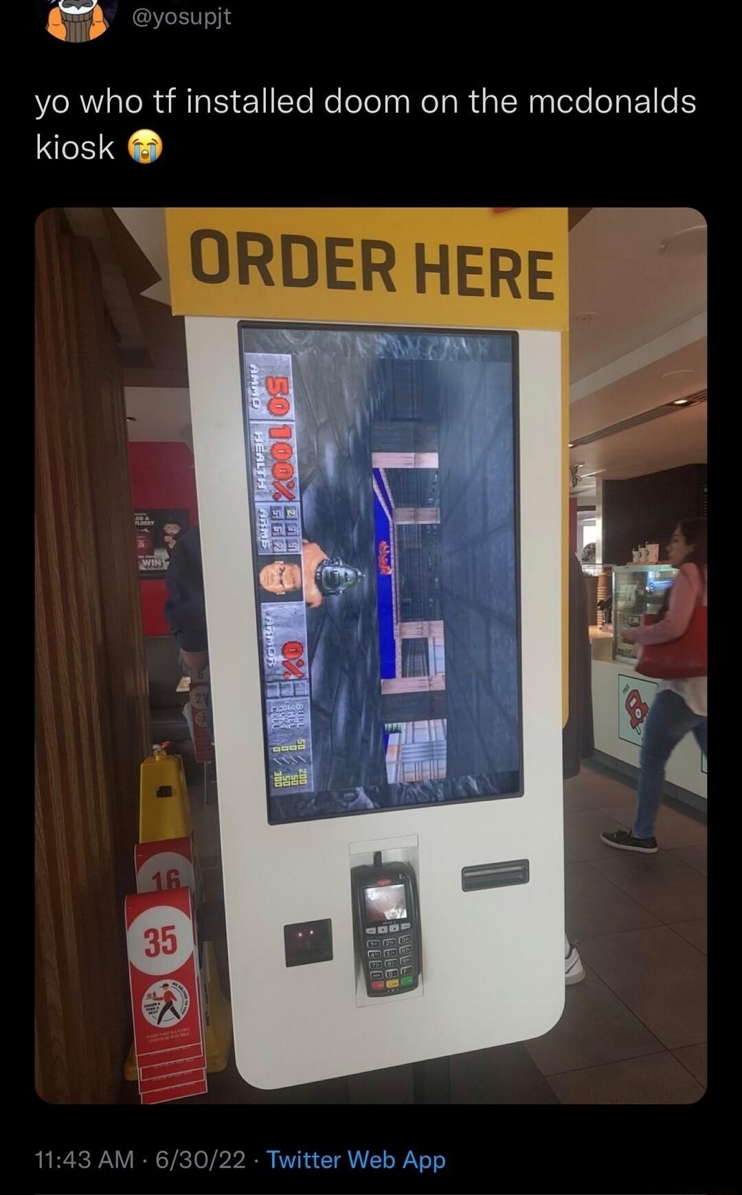 yosupit i 4 R RS EYETe Ko eleli Kol RistRylele T Ele kiosk Y 1143 AM 6 2 Twitter Web App