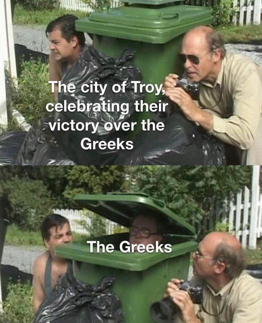 v The lty of Troya celan their QS victoryover the eTCT GRS r d The Greeks A q i R