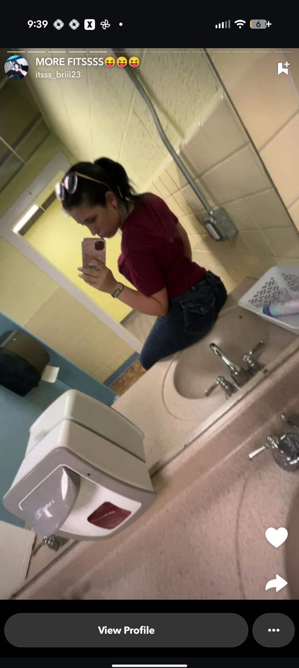 MORE FITSSSSS 😂😂😂 View Profile