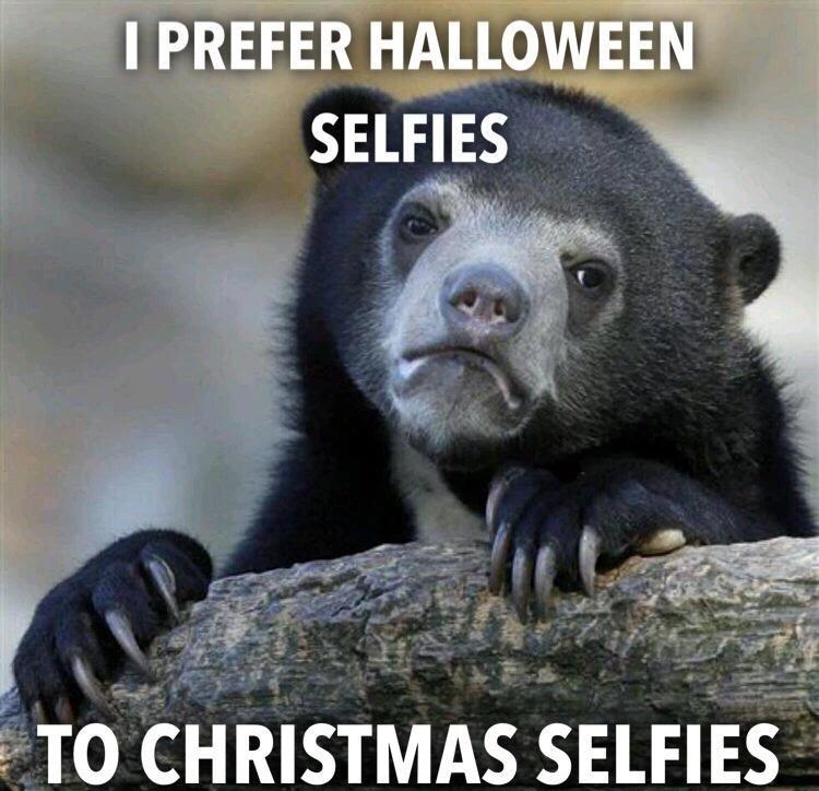 o 2 0 CHRISTMAS SELFIES 2 a