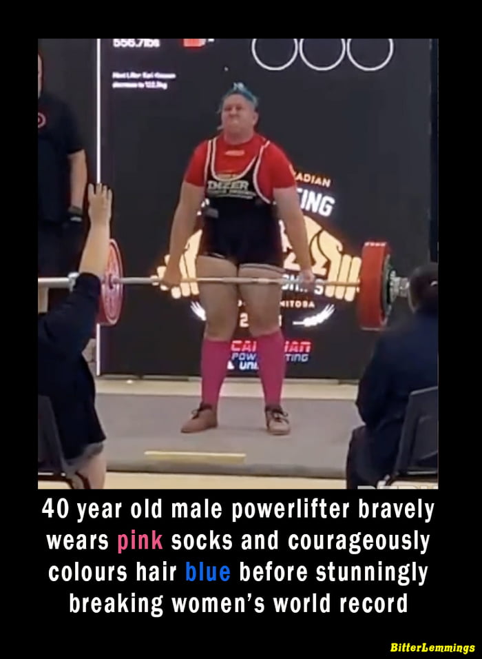 40 year old male powerlifter bravely UCETERRTC T G T T E LT colours hair blue before stunningly breaking womens world record ve