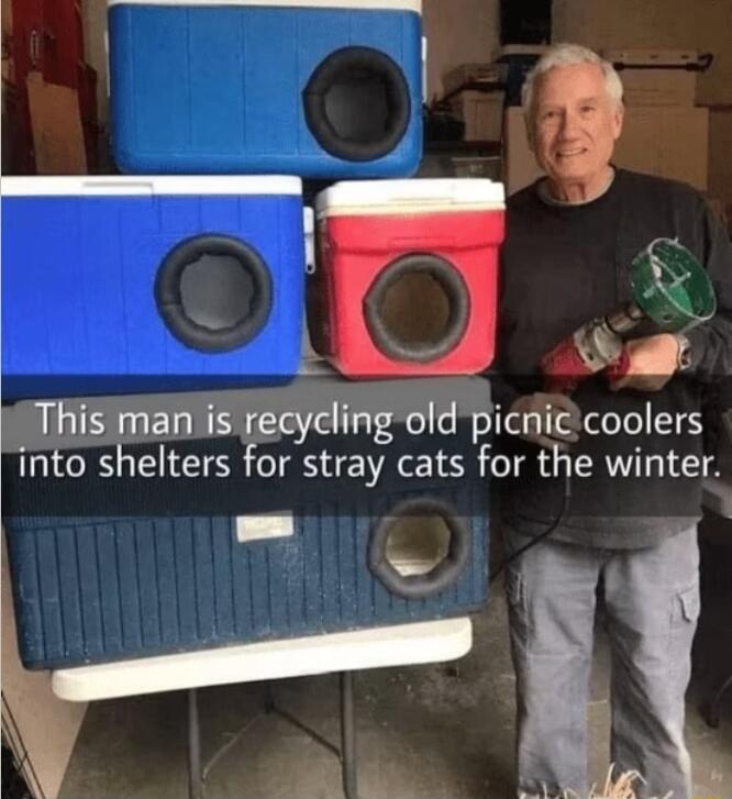 LA S This manis recycling old picnic coolers into shelters for stray cats for the winter