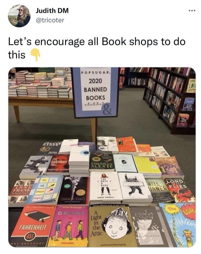 fl Judith DM tricoter Lets encourage all Book shops to do this 2020 BANNED BOOKS roves