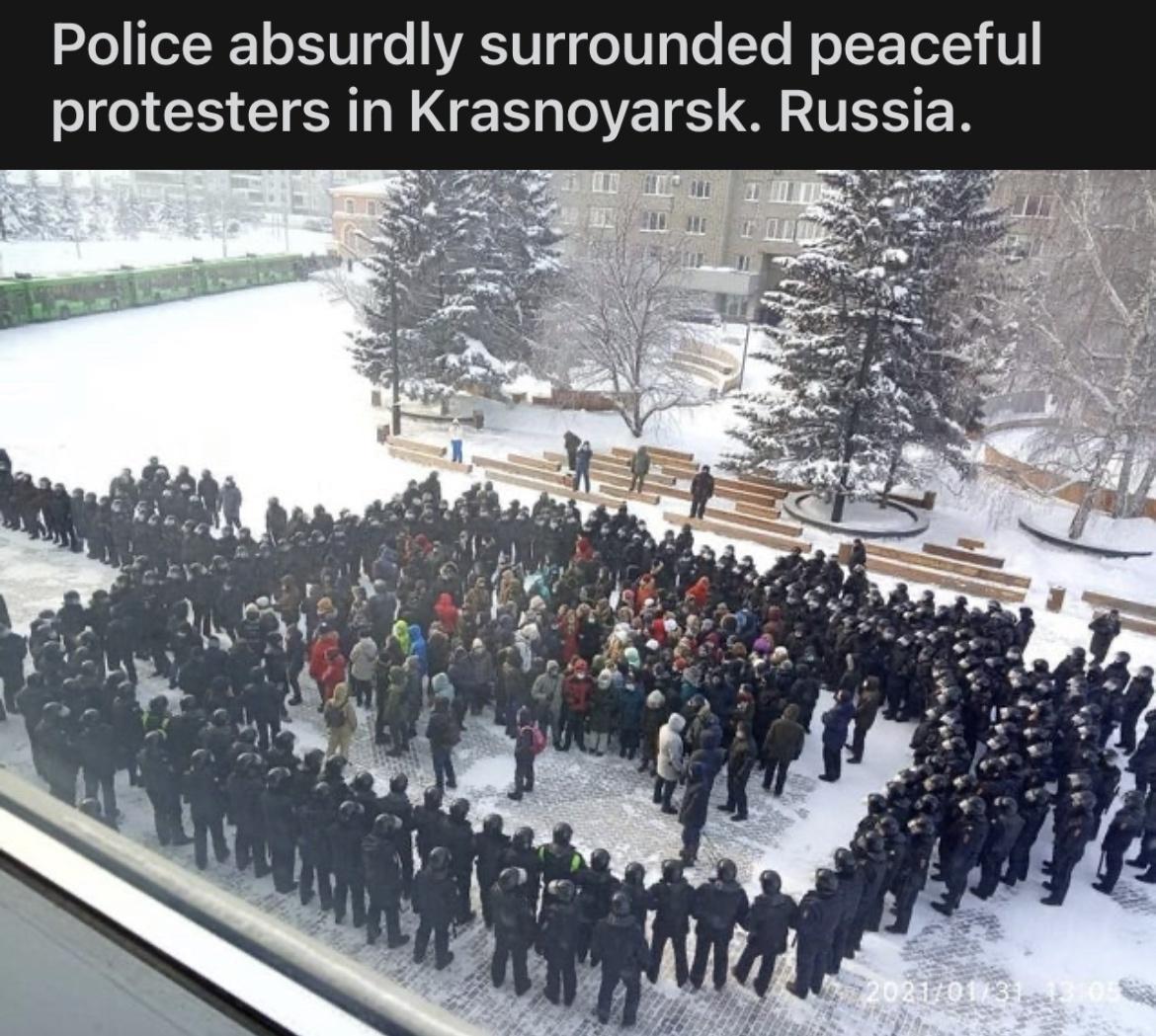 2o To2F o TYW o AR U T g o0 g o Te WeTEToIoY F protesters in Krasnoyarsk Russia