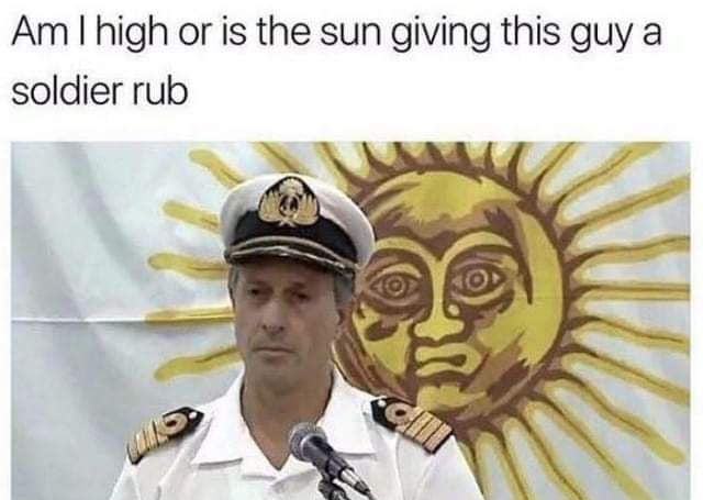 Am high or is the sun giving this guy a soldier rub