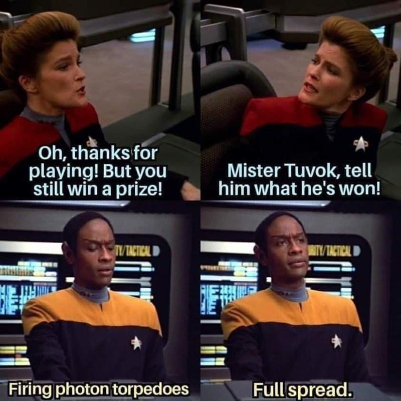 1 e r LA v Oh thinksfor fod playing But you Mister Tuvok tell stillwin aprize 4 himwhat hes won