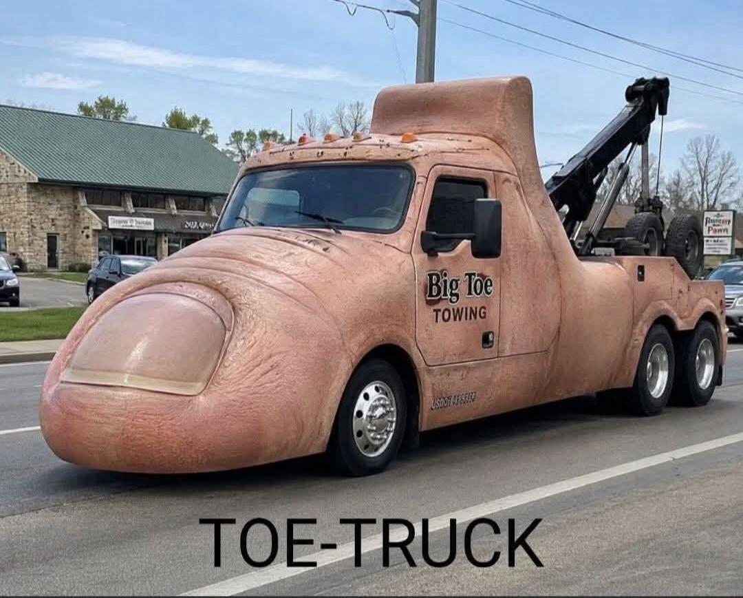 Big Toe TOWING. TOE-TRUCK.