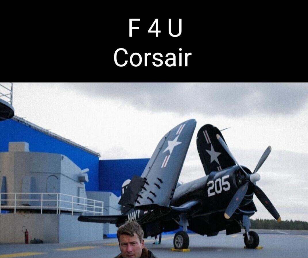 F 4 U Corsair