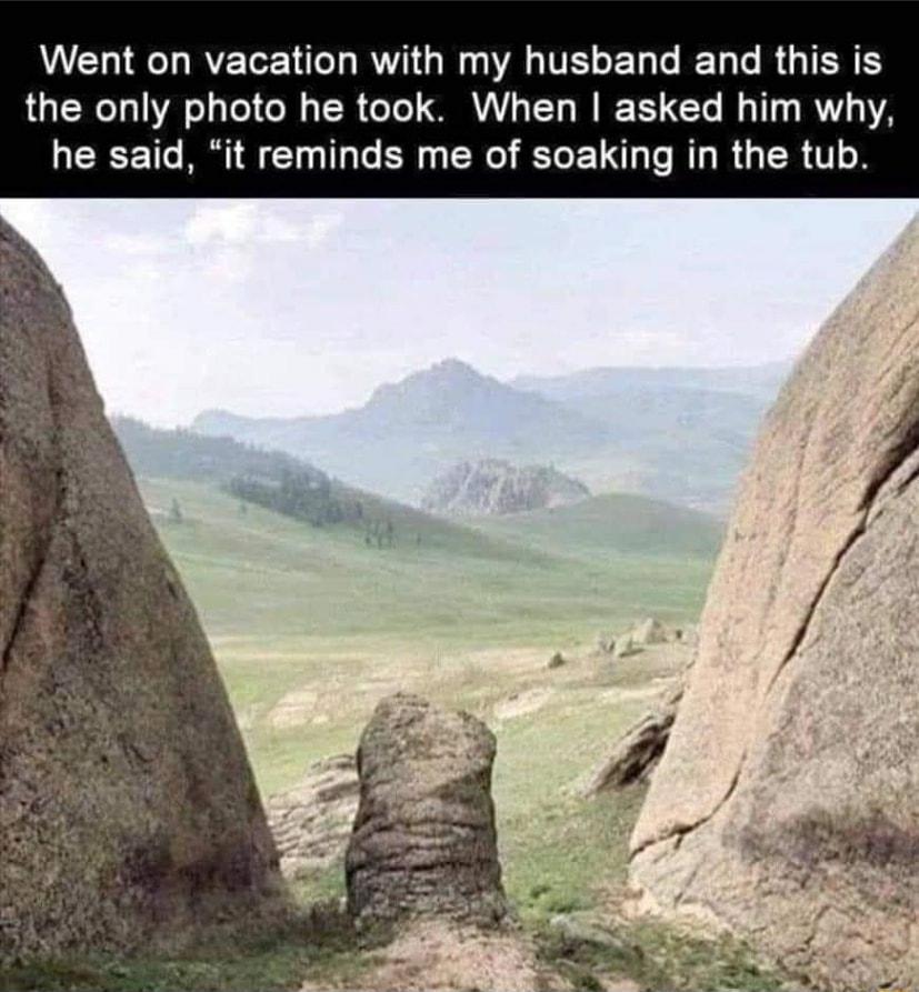 L RN RV QR A ITELEL G R L G RGIERE the only photo he took When asked him why RGB T L R ERG G EIL R R GER U