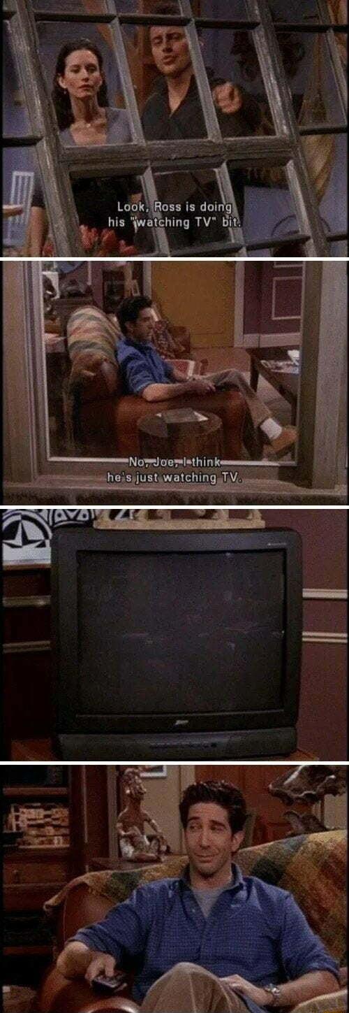 mem is du i his jwatching TV