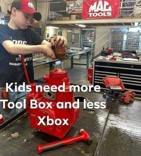 Kineed Tool Box and fe Xbox i