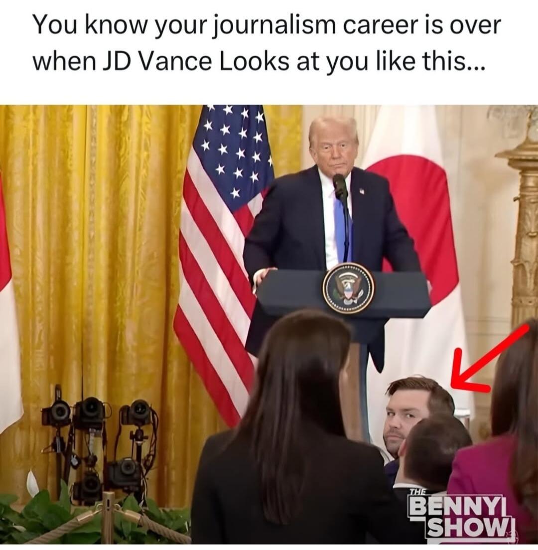 You know your journalism career is over when JD Vance Looks at you like this