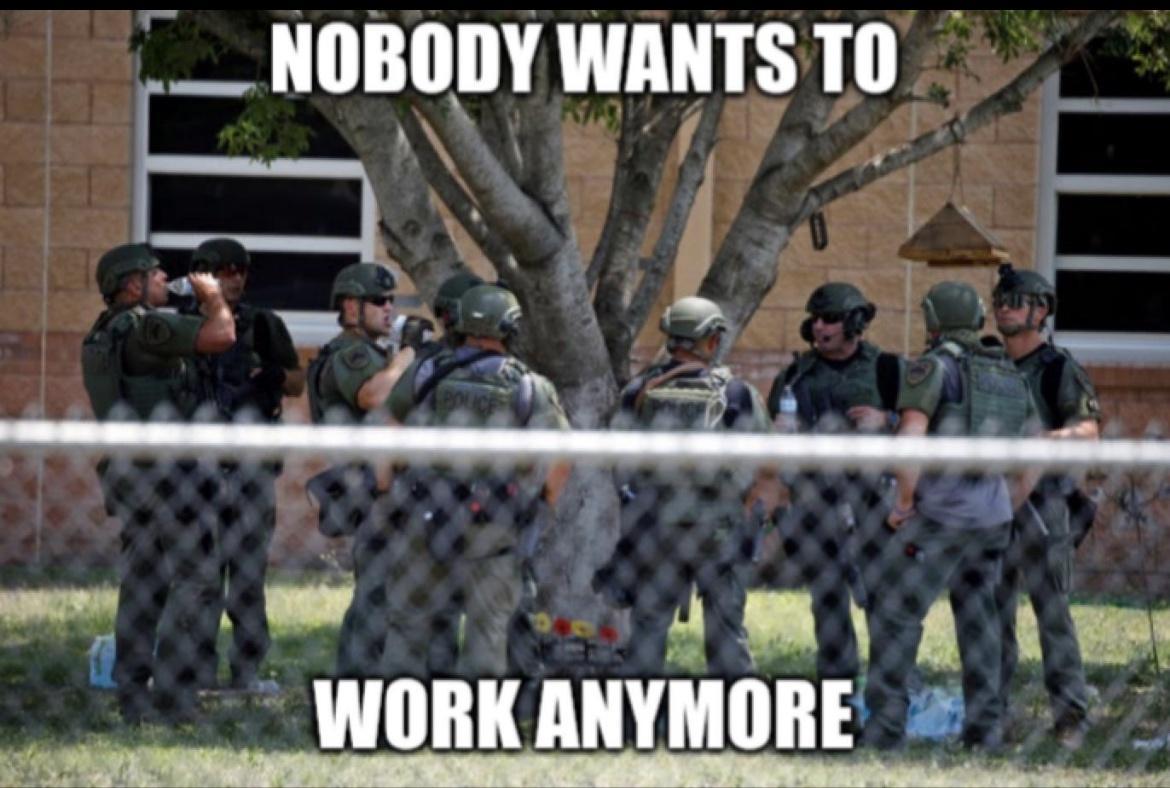 t NOBODY WANIS I 3 3 R I b S 3 l 5 4 F 4 3 M II WORKANYMORE