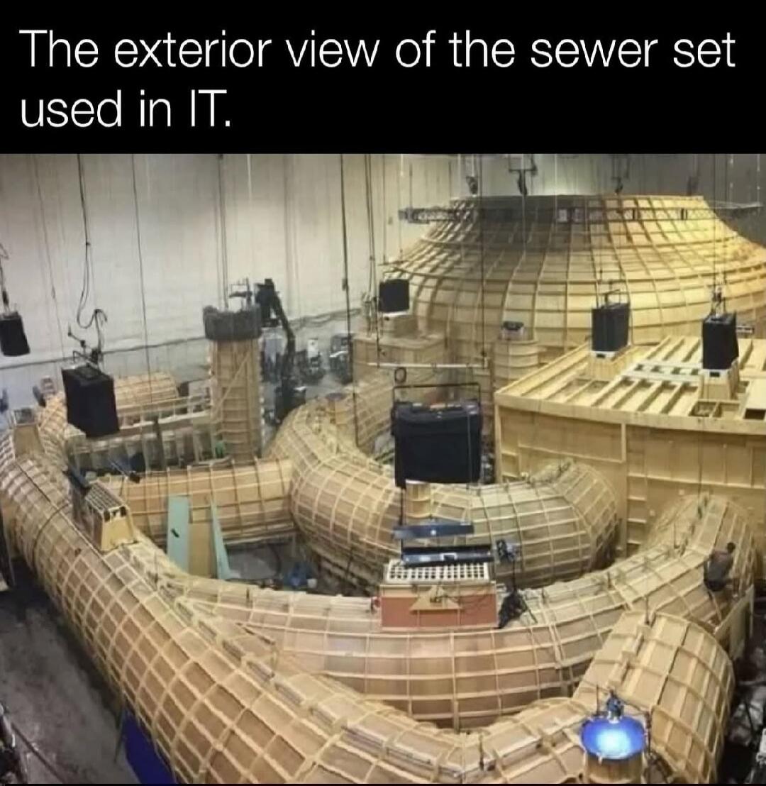 The exterior view of the sewer set used in IT.