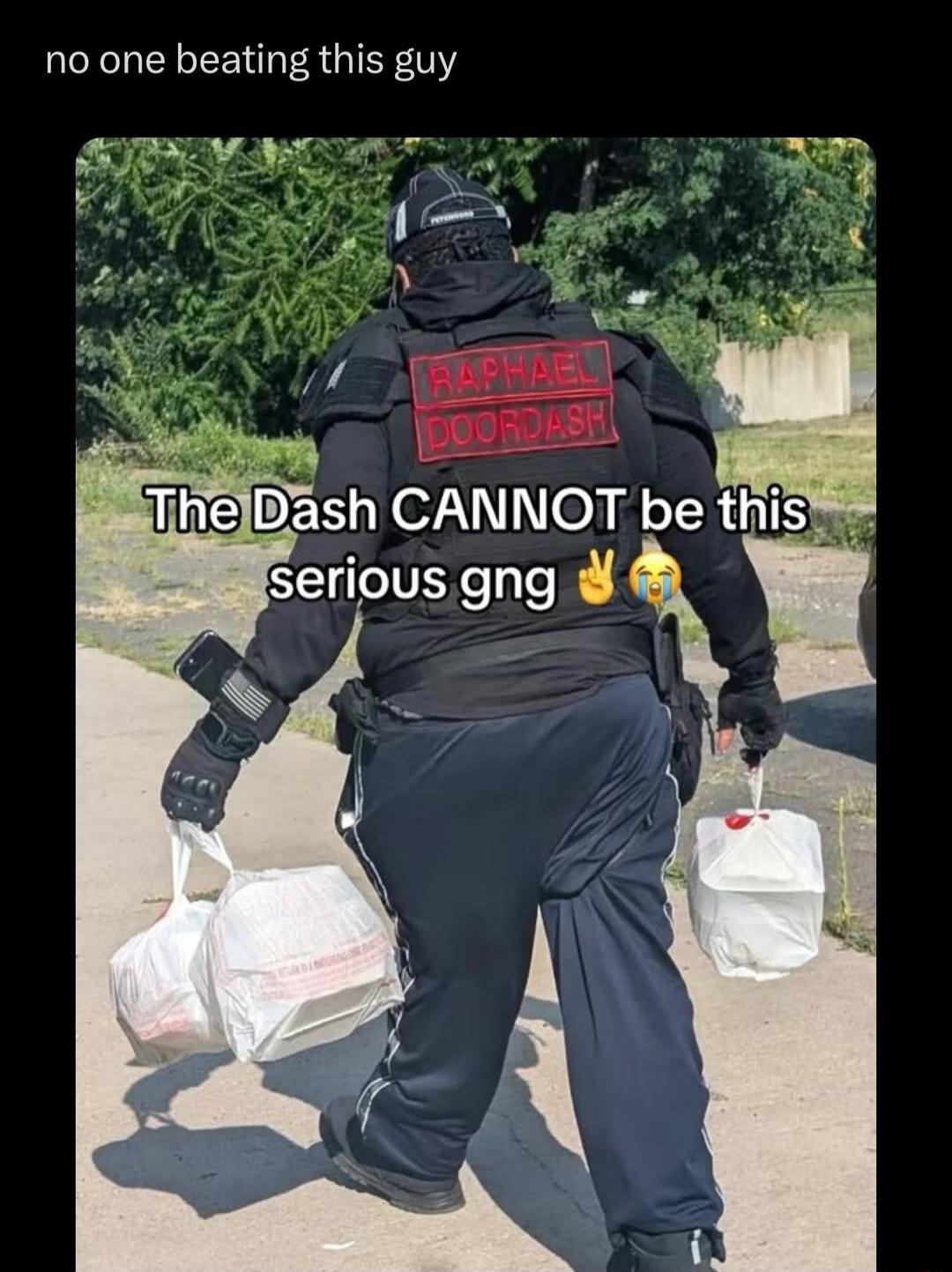 no one beating this guy
RAPHAEL DOORDASH
The Dash CANNOT be this serious gng ✌️😭