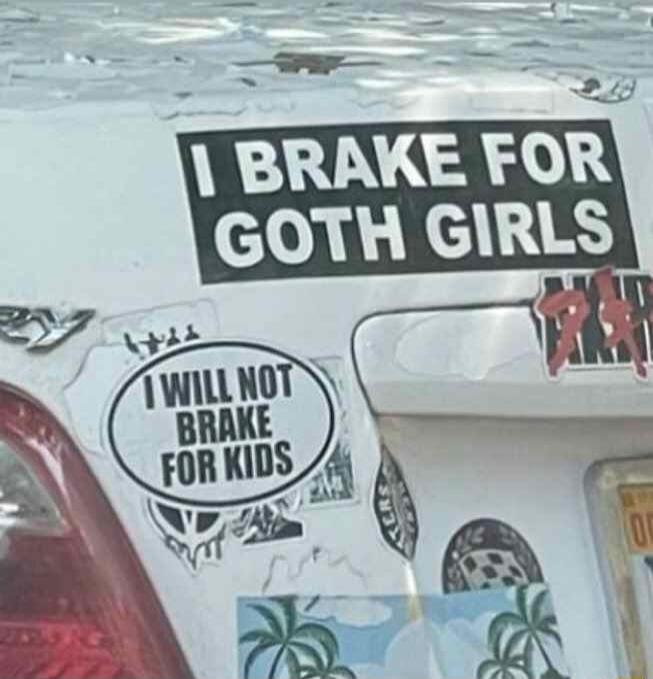 GOTH GIRLS