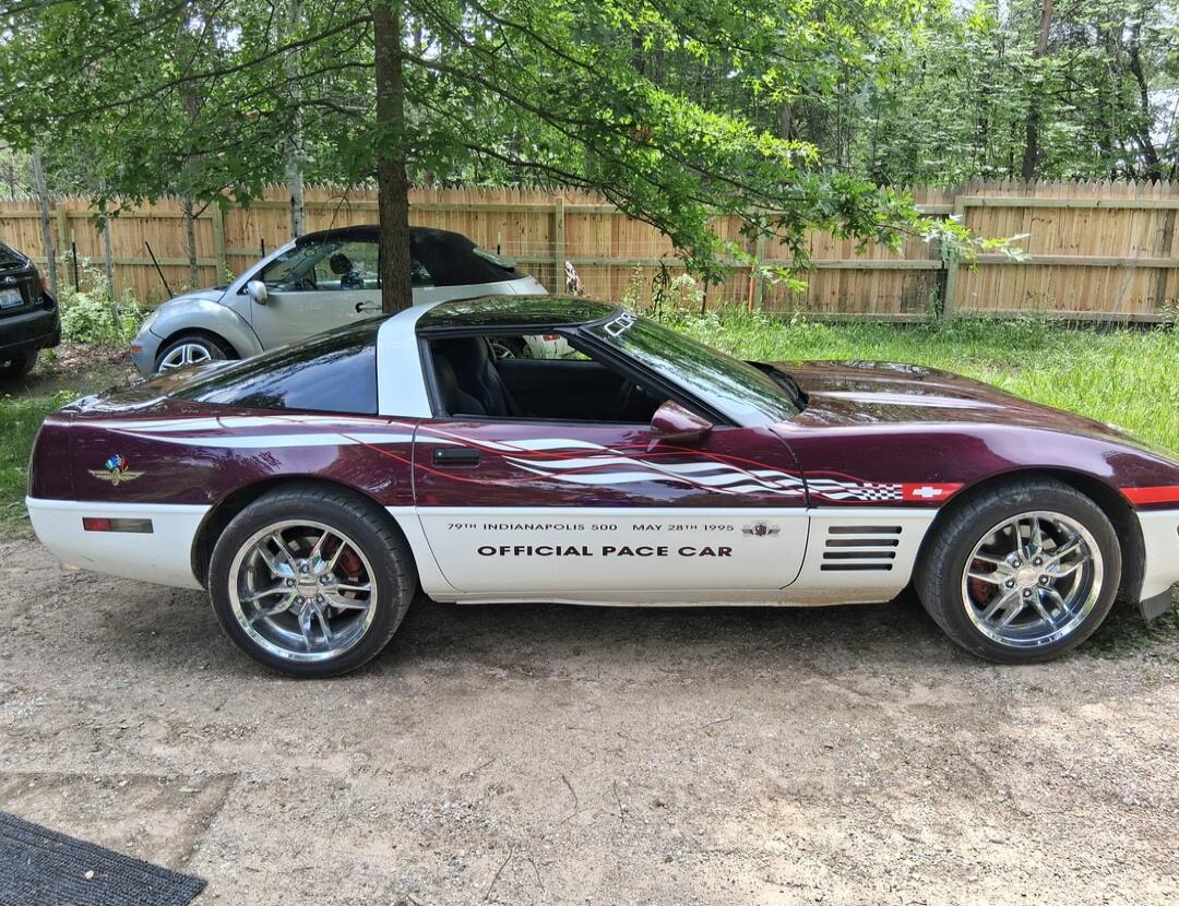 79TH INDIANAPOLIS 500 MAY 28TH 1995 OFFICIAL PACE CAR CORVETTE