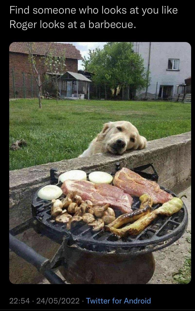 Find someone who looks at you like oI I T oTol Y oo oITelU N 2254 24052022 Twitter for Android